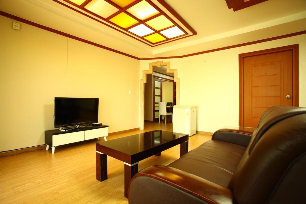 Bluesky Pension Пхочхон Экстерьер фото